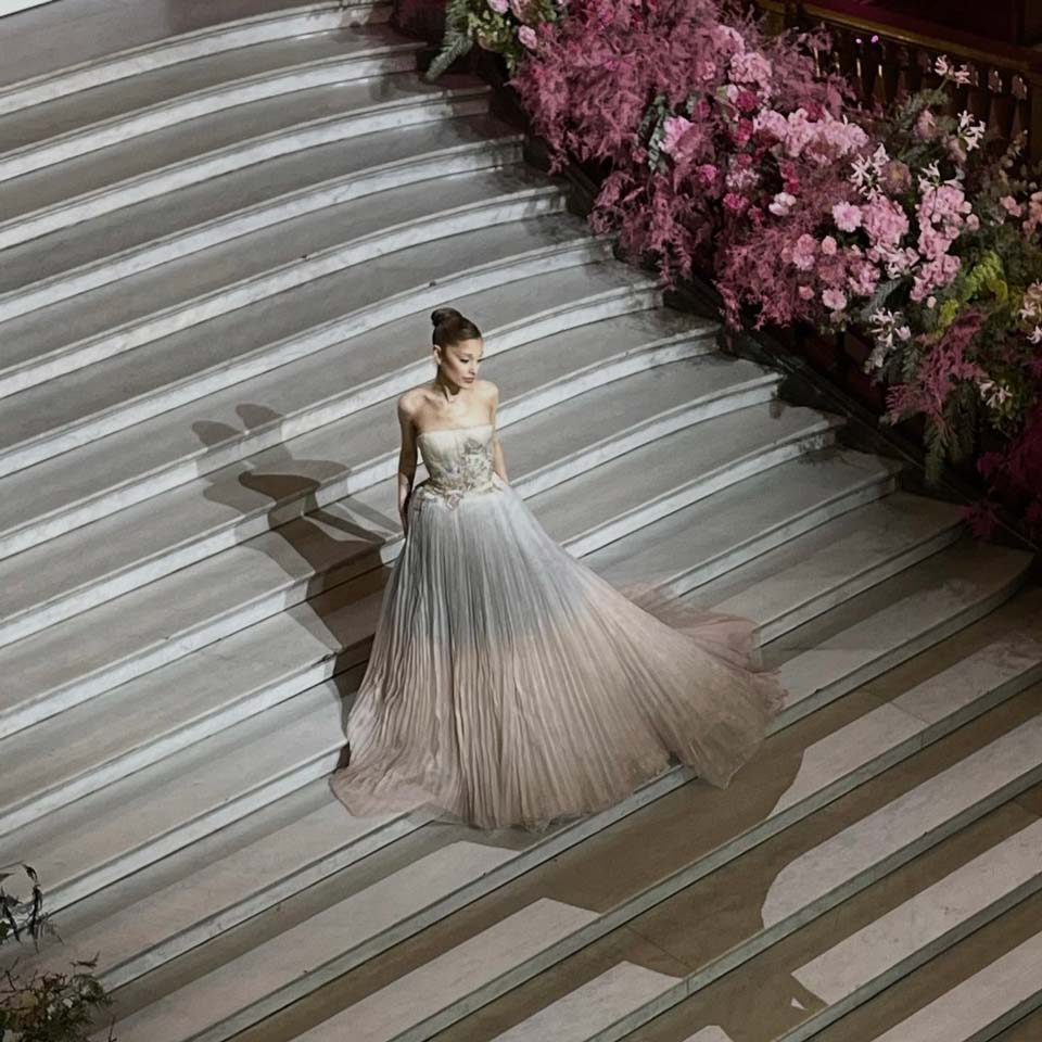 ������ ������ � ���������� Swarovski