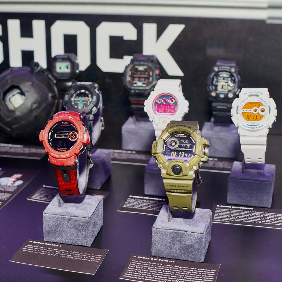  .  Casio G-SHOCK     