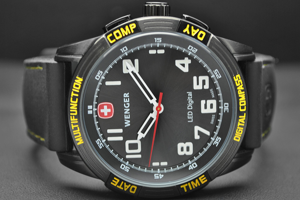 Wenger ウェンガー ノマド Nomad LED Compass 7043X｜Yahoo!フリマ（旧