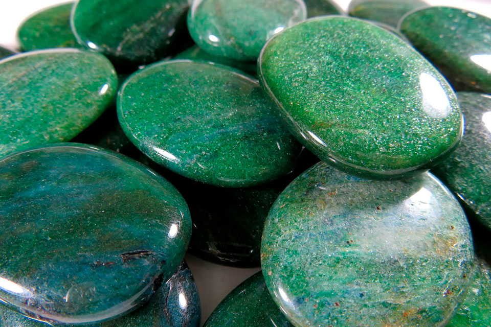 Авантюрин — магические свойства камня, кому подходит авантюрин по знакузодиака