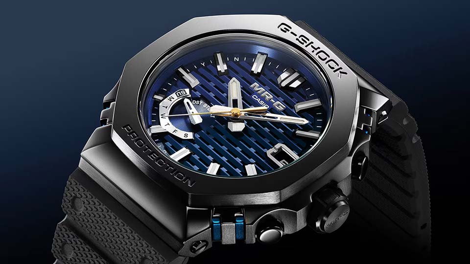 Новинка от японского бренда Casio: часы G-SHOCK MRG-B2100R-2A