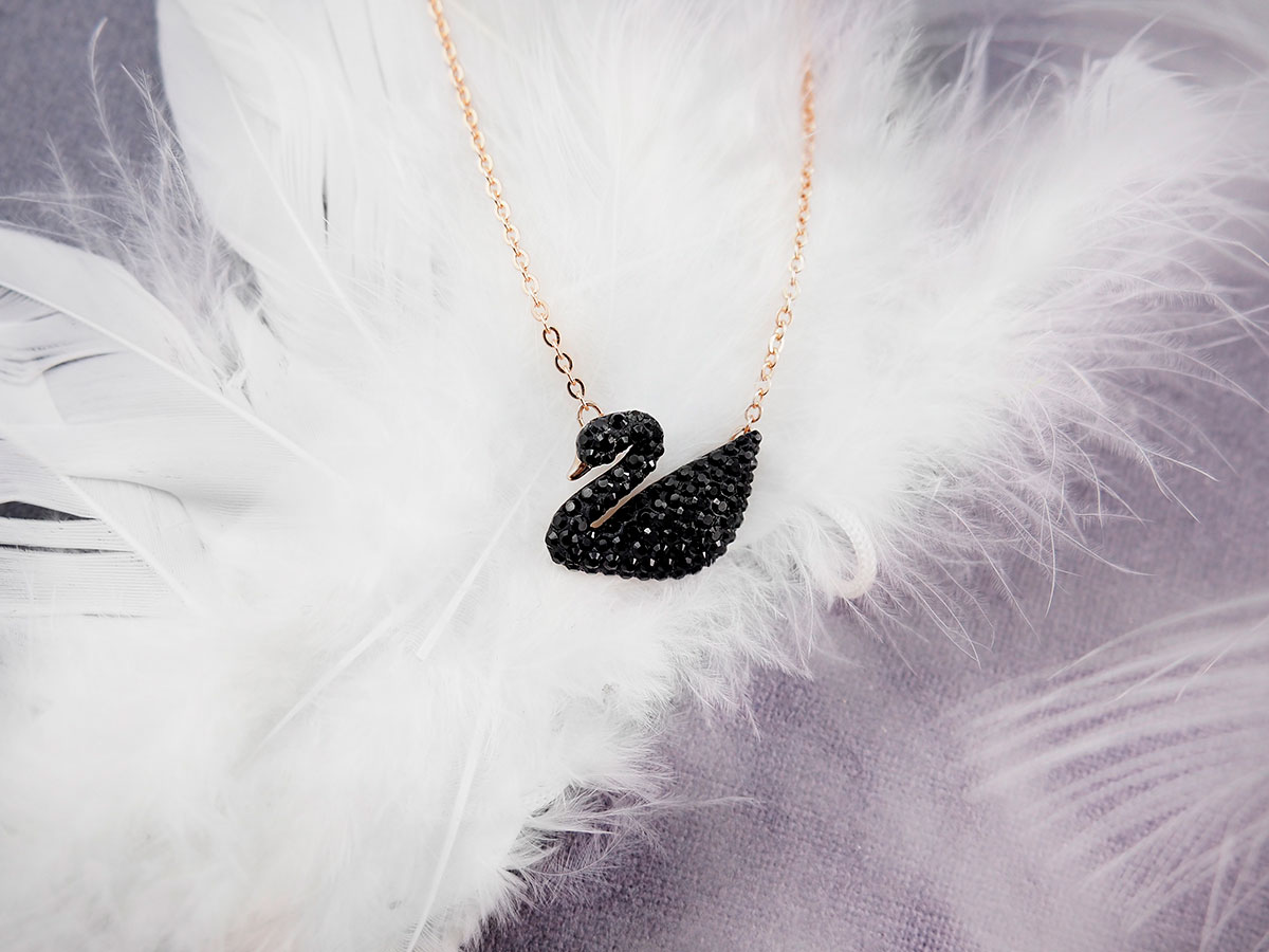 Swan кулон ''черный лебедь'' Swarovski