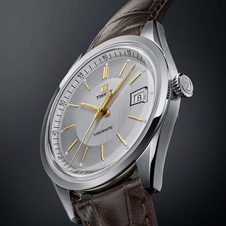 Обновленные наручные часы Tissot Visodate в 39мм корпусе