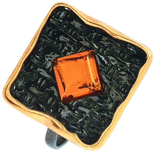 Серебряное кольцо Балтзолото АртСтудио 71111025-bz с янтарем