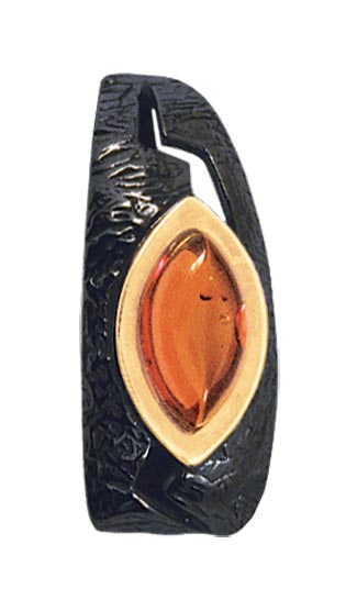 Серебряный кулон Балтзолото АртСтудио 73131065-bz c янтарем