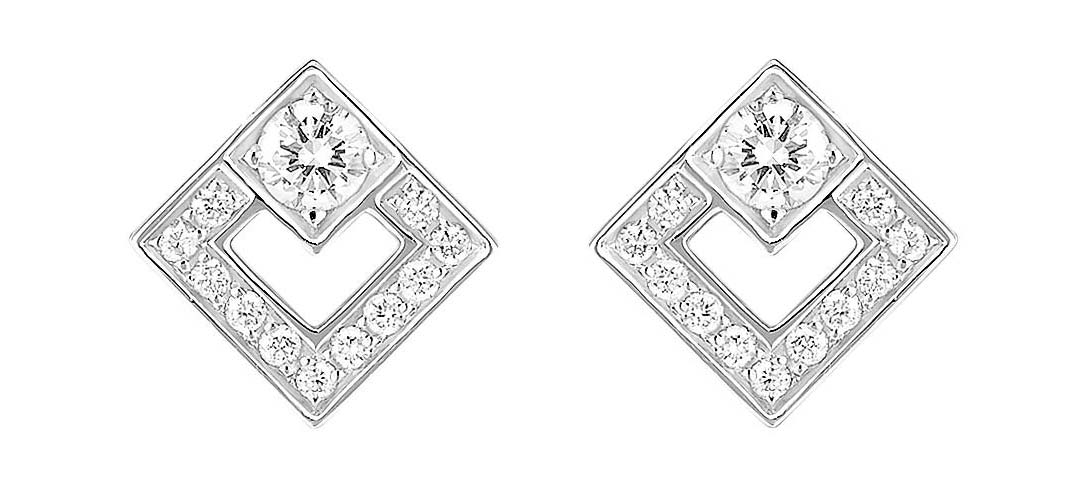 Серьги пусеты-гвоздики из белого золота Korloff EE01WG/KO00039998 с бриллиантами