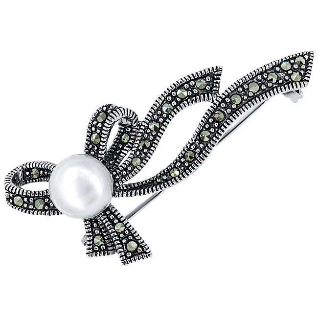 Серебряная брошь Silver Wings 080005-267-39 с жемчугом, марказитами