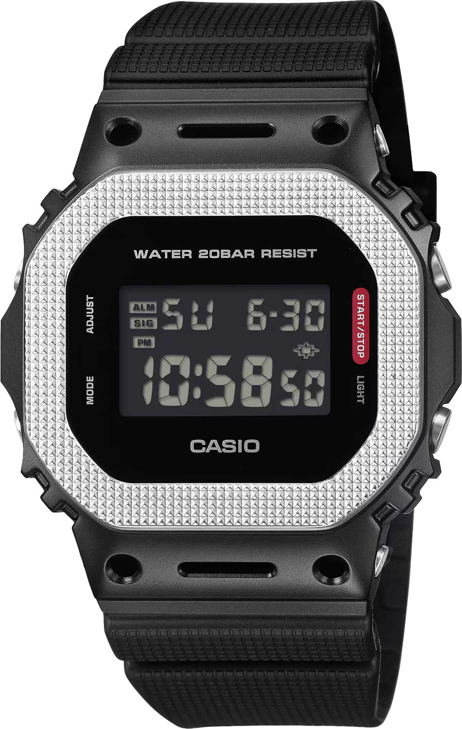 �������� �������� ���� Casio G-SHOCK GM-5600BM-1 � �����������
